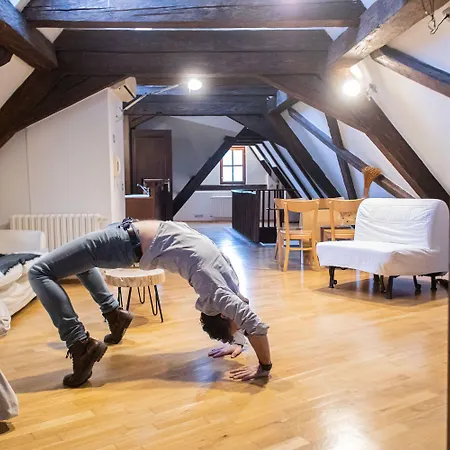 Thunovska Apartment Prag