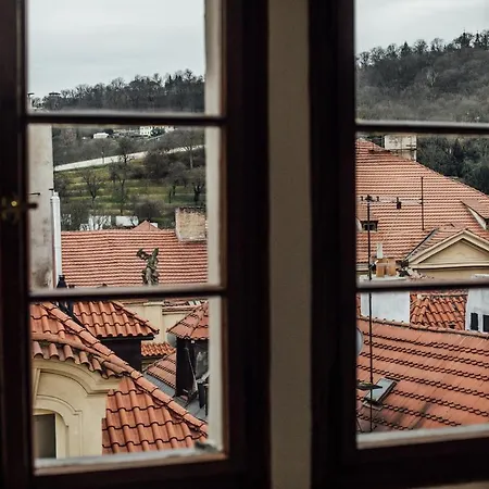 Appartement Thunovska *
