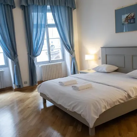 Appartement Thunovska *