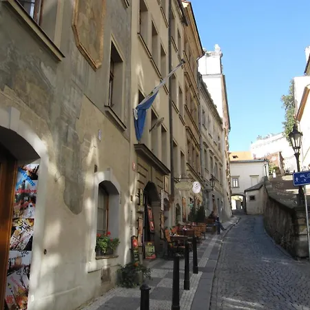 Appartement Thunovska