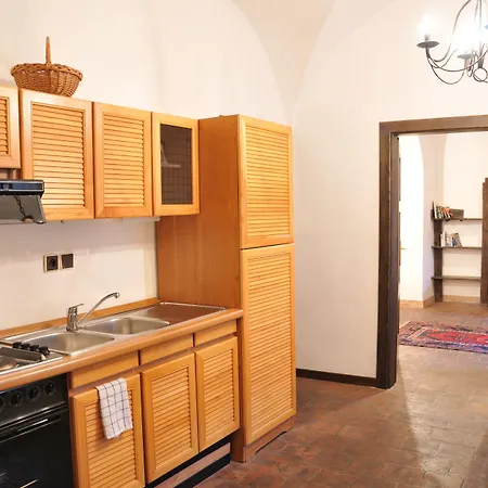 图诺夫斯卡酒店