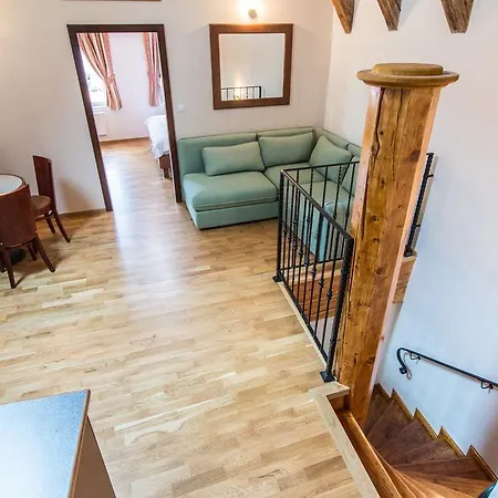 Thunovska Appartement Praag