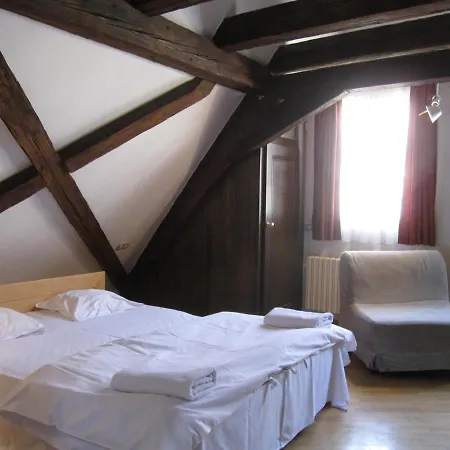 Thunovska Appartement