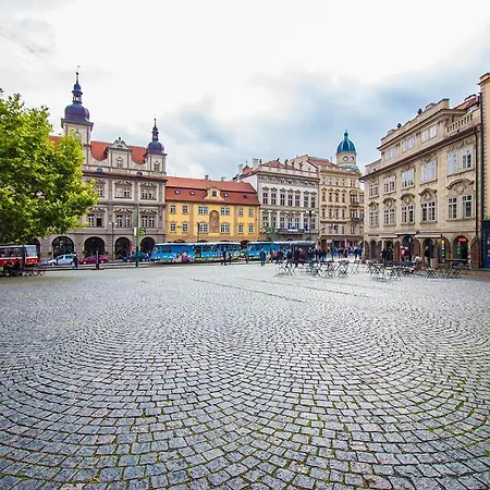 Thunovska * Praag