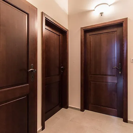 Thunovska Appartement Praag