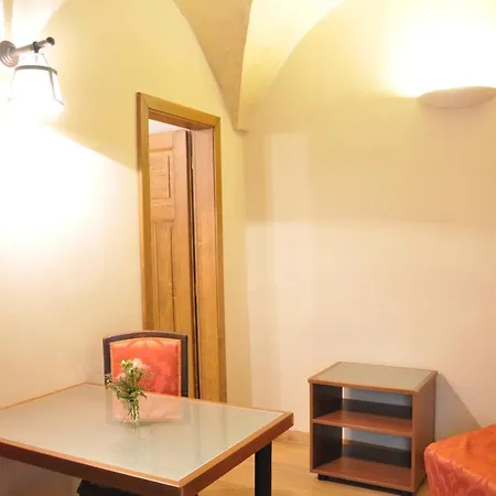 Thunovska Appartement Praag
