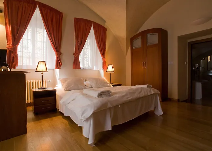Residence Thunovska Apartment *