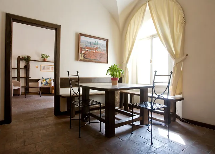 Residence Thunovska