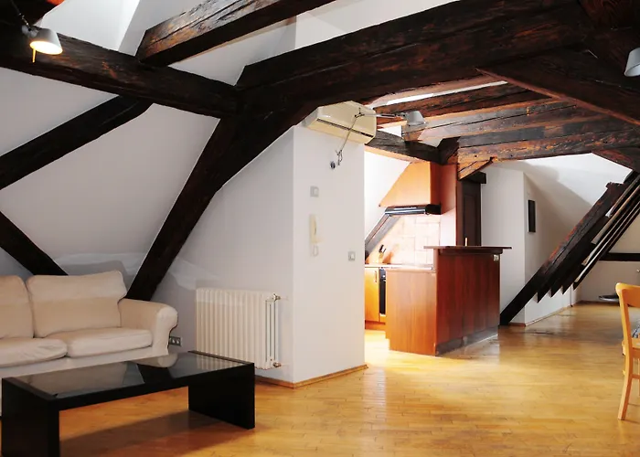 Residence Thunovska