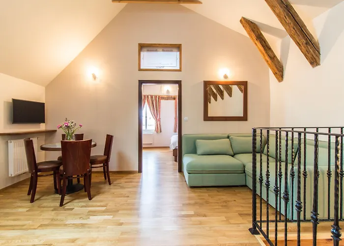 Residence Thunovska Apartment