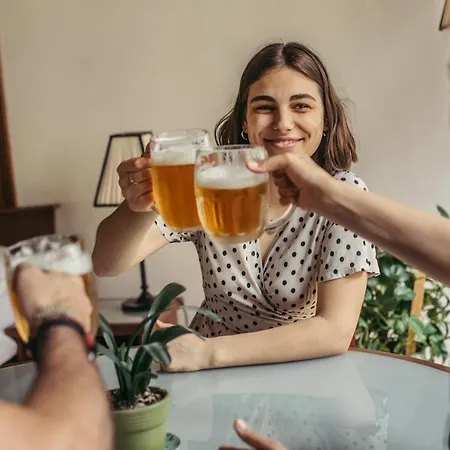 Thunovska Apartamento *