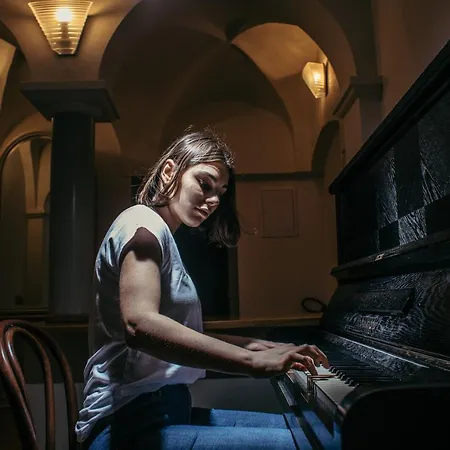 Thunovska Apartamento *